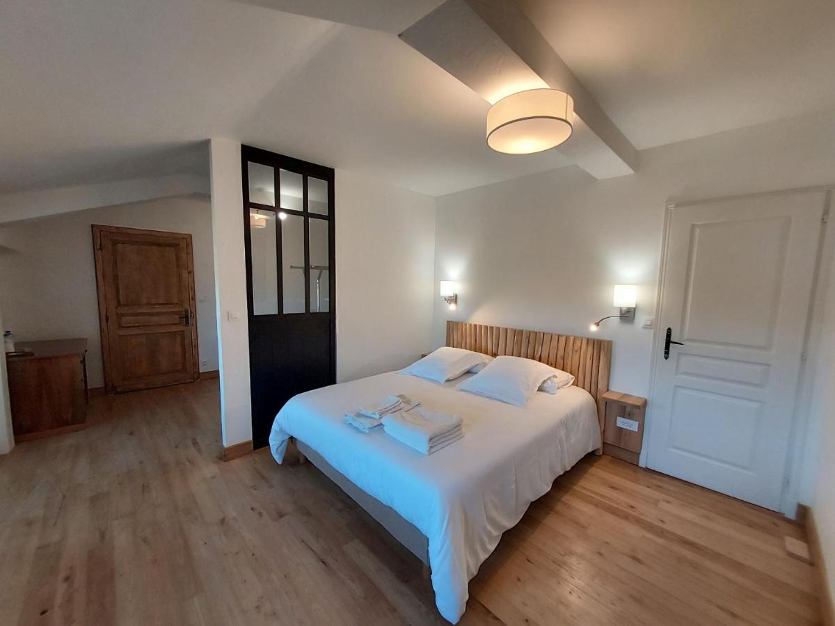 Отель Manoir Le Moulinal47 - Vue Panoramique Курбиак Экстерьер фото