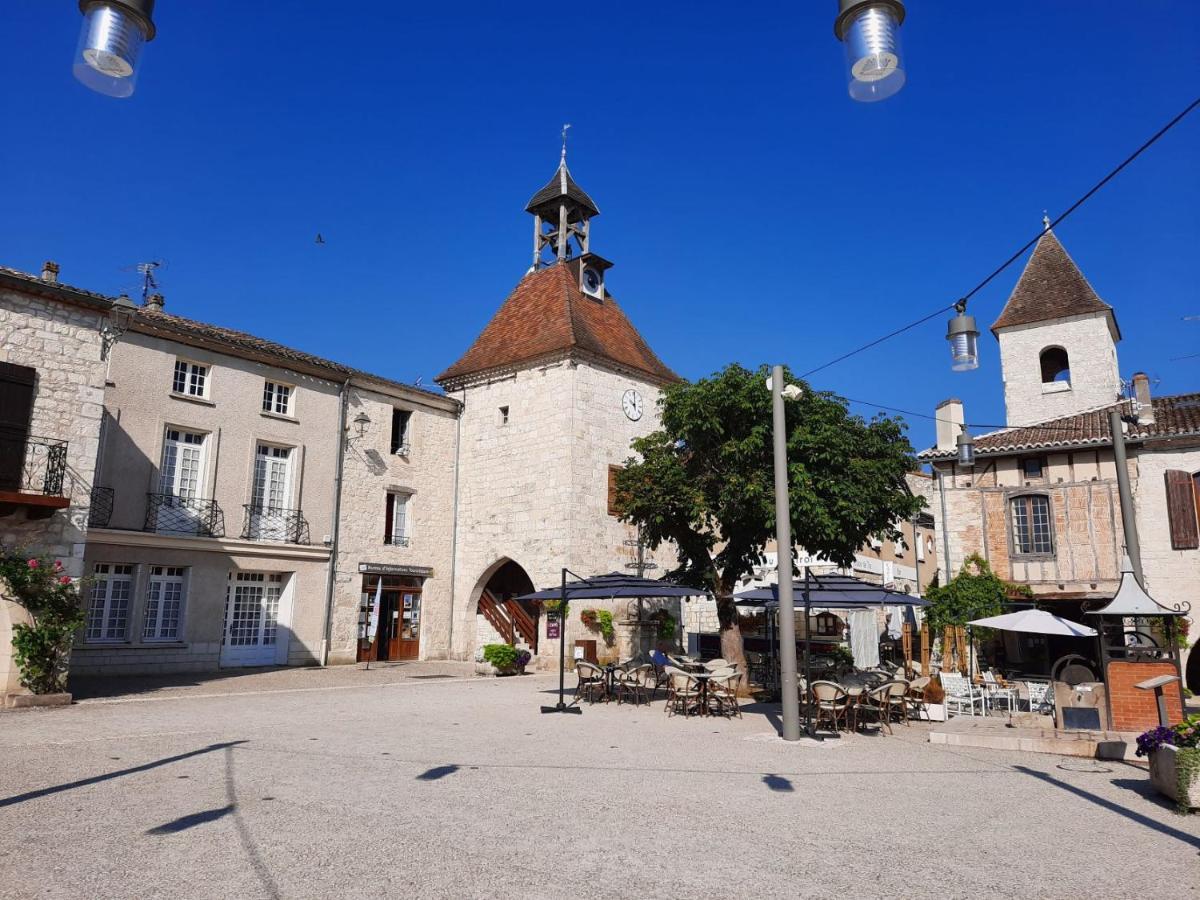 Отель Manoir Le Moulinal47 - Vue Panoramique Курбиак Экстерьер фото