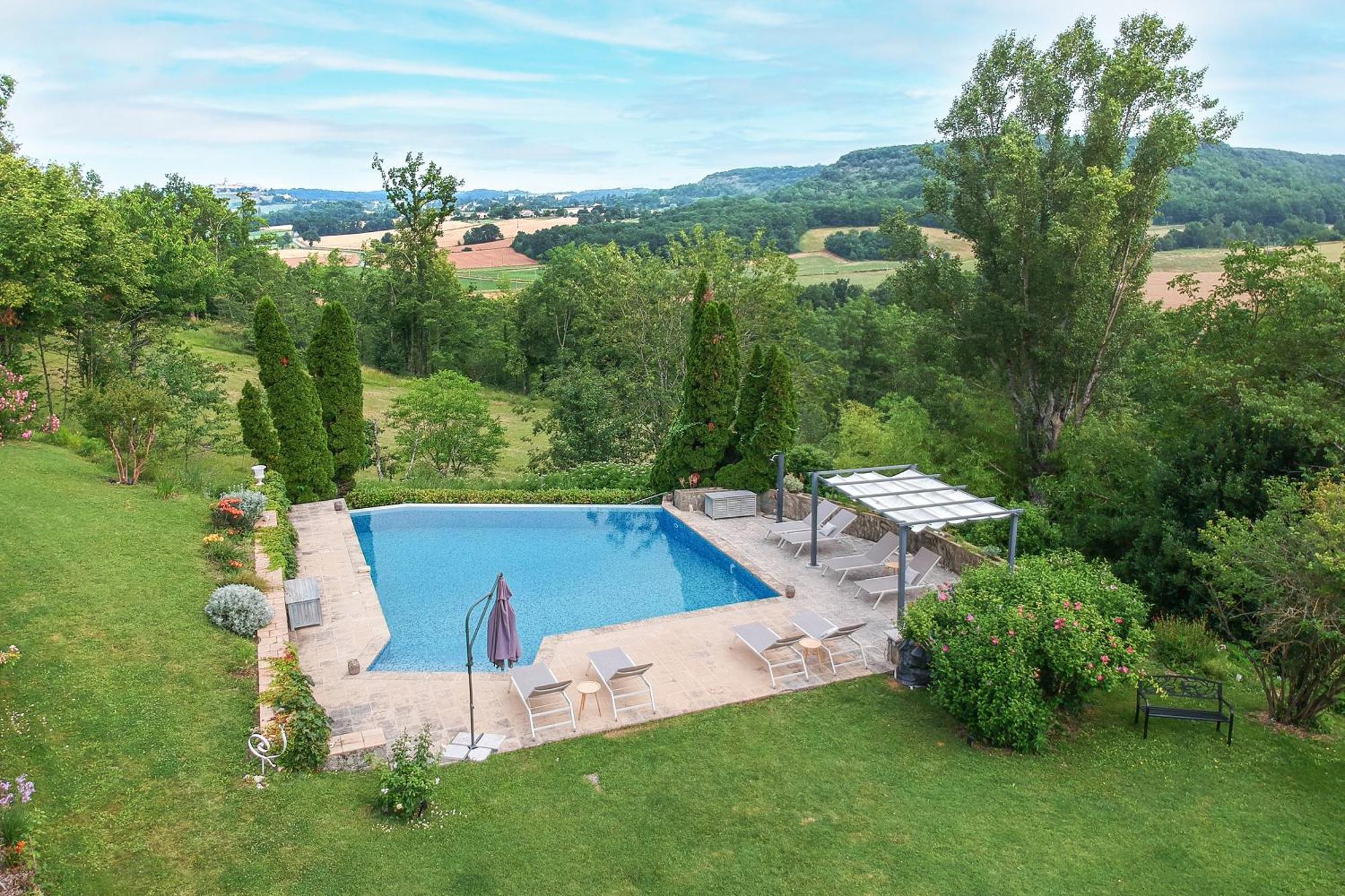 Отель Manoir Le Moulinal47 - Vue Panoramique Курбиак Экстерьер фото