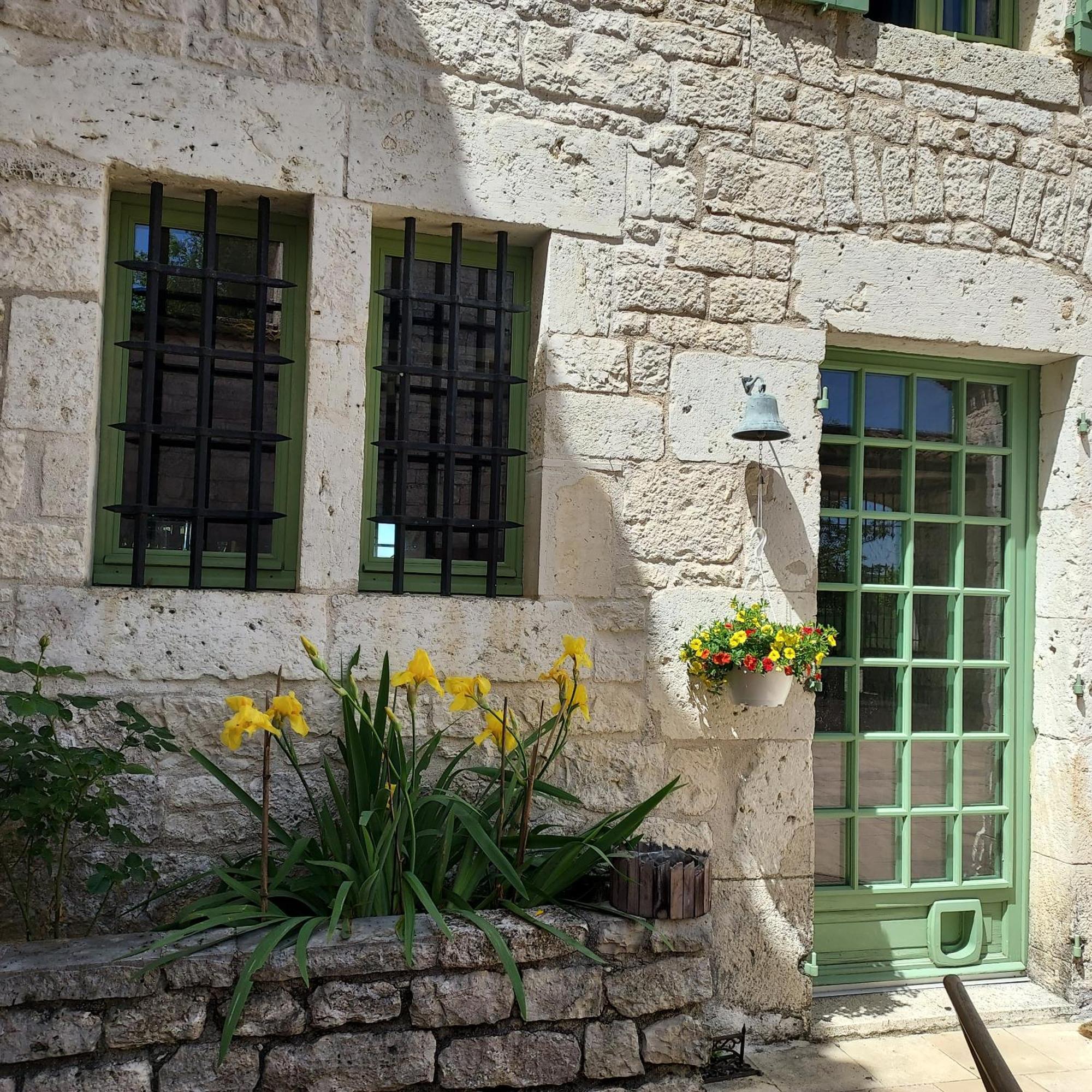 Отель Manoir Le Moulinal47 - Vue Panoramique Курбиак Экстерьер фото