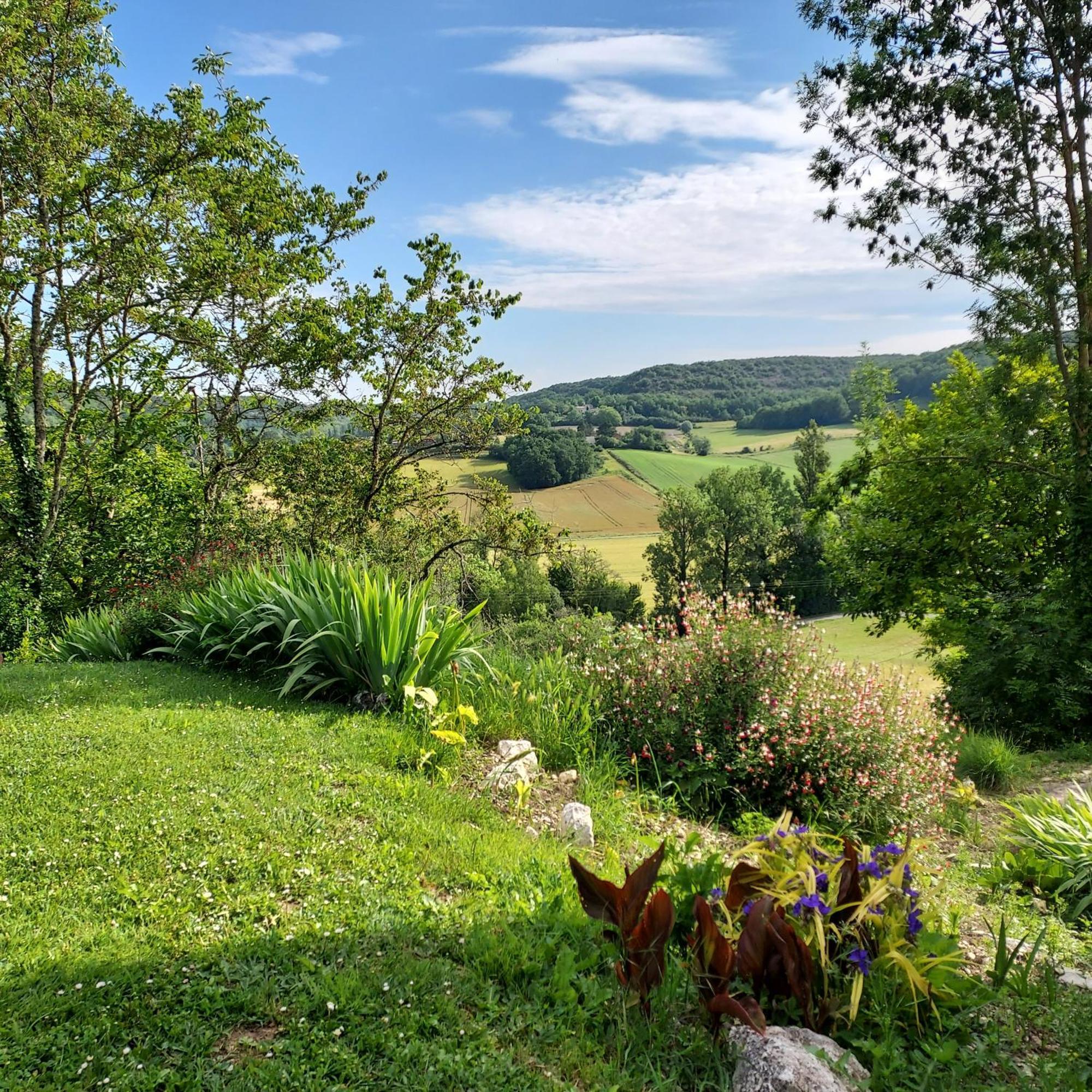 Отель Manoir Le Moulinal47 - Vue Panoramique Курбиак Экстерьер фото